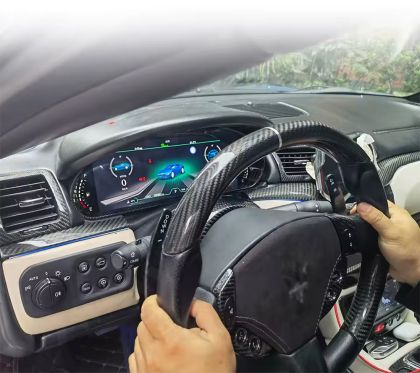 FULL HD digitális elektronikus órák Maserati GT 2007-2017