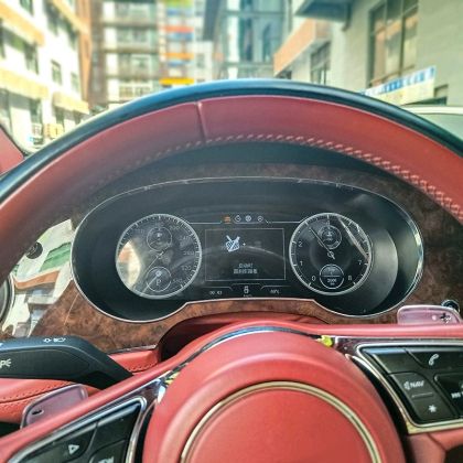 Bentley Bentayga 2016 - 2019 digitális elektronikus órák