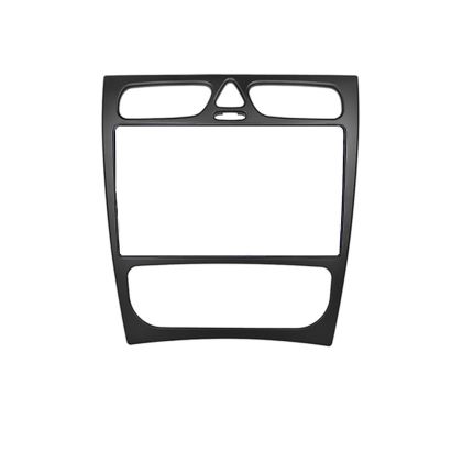 9 hüvelykes navigációs beépítőkészlet Mercedes CLK W209 Facelifthez