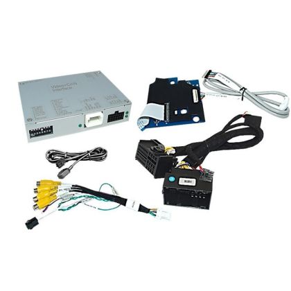 Maserati Levante Uconnect tolatókamera és első kamera video interfész