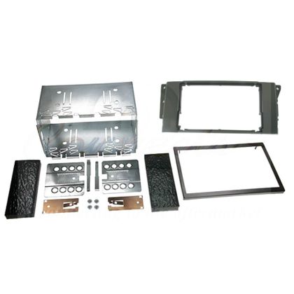 Connects2 CT23LR02A 2DIN vázkészlet LAND ROVER DISCOVERY / RANGE ROVER SPORT/ FREELENDER