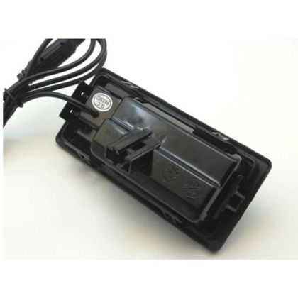 Edotec EDT-CAM526 Camera de marsarier cu prindere pe manerul portbagajului Volkswagen si Skoda v1