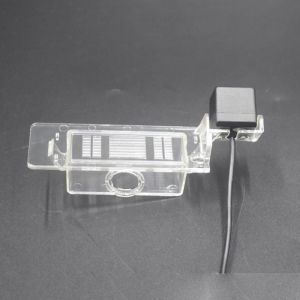 Camera video auto dedicata pentru mersul cu spatele compatibila cu Kia K5 unghi 150 de grade night vision 0 lux U2