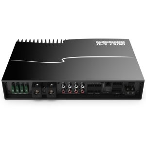 Nagy teljesítményű, 5 csatornás DSP mátrix erősítő accubass® 12V Audio Control D-5.1300 rendszerrel, 4 x 200 + 500 watt, 2 vagy 4 ohm impedanciával, D osztály